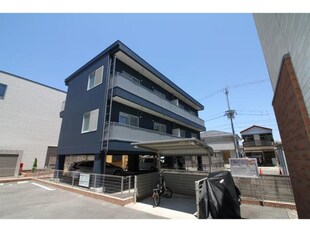 平尾マンションの物件外観写真